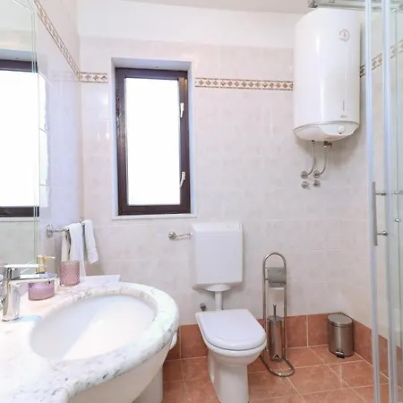 Oasis Apartment *